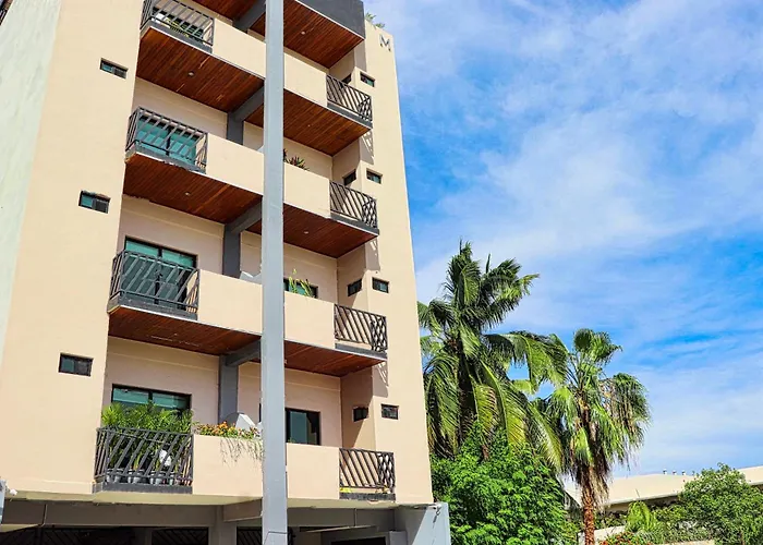 Sunset Kin Apartment